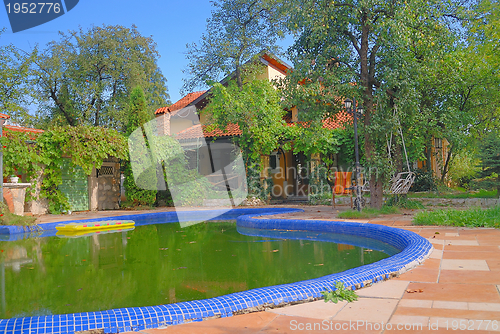 Image of luxury house with swimming pool