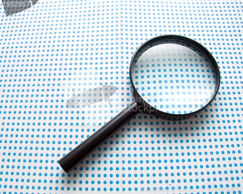 Image of magnifying glass