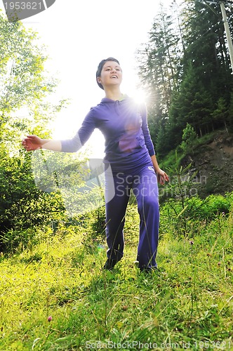 Image of girl jump outdoor