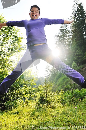 Image of girl jump outdoor