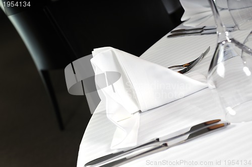 Image of restaurant table