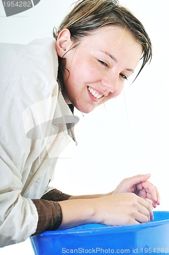 Image of woman face wash