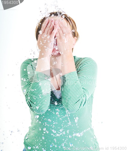 Image of woman face wash