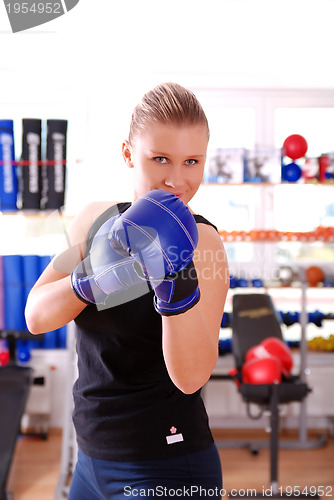 Image of .female boxer