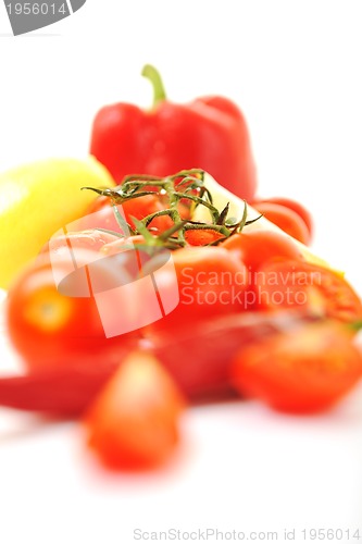 Image of tomato and lemon