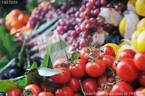 Image of fresh fruits and vegetables at market