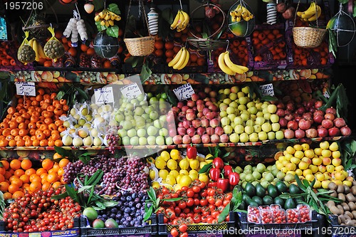 Image of fresh fruits and vegetables at market