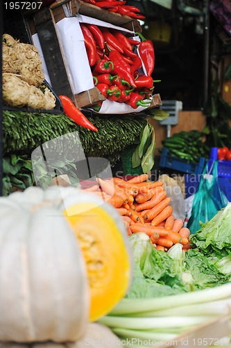 Image of fresh fruits and vegetables at market