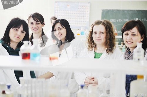 Image of people group in lab