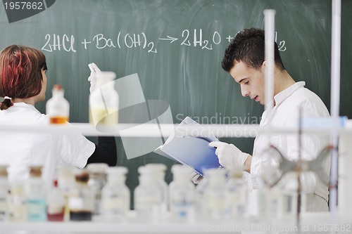 Image of students couple in lab