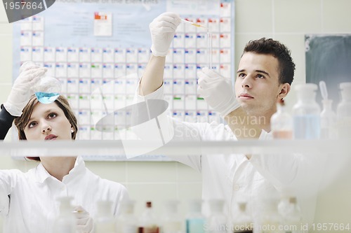 Image of students couple in lab