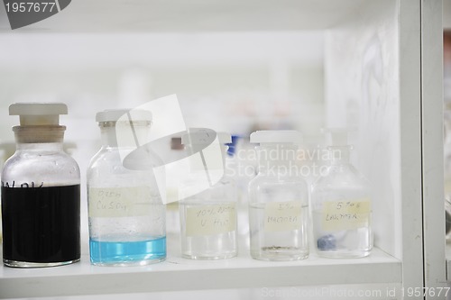 Image of test tubes in lab