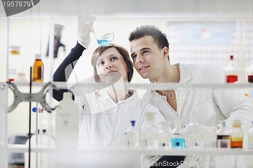 Image of students couple in lab