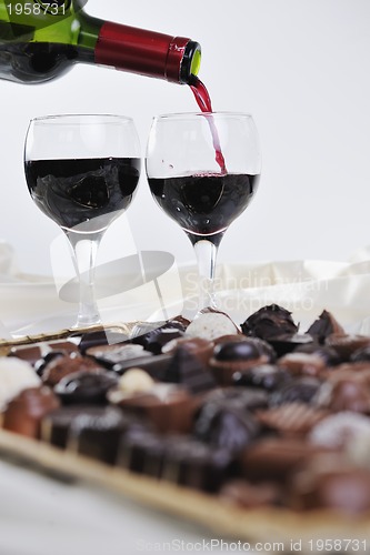 Image of wine and chocolate