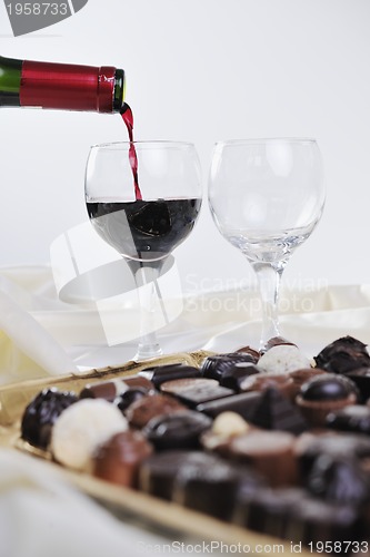 Image of wine and chocolate