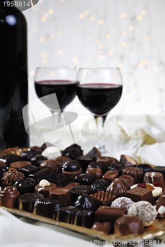 Image of vine, chocolate and praline decoration