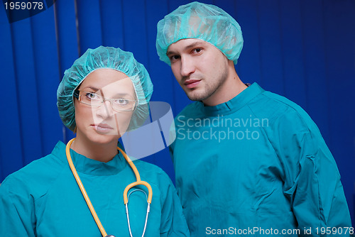 Image of surgeon team