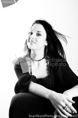 Image of brunette woman