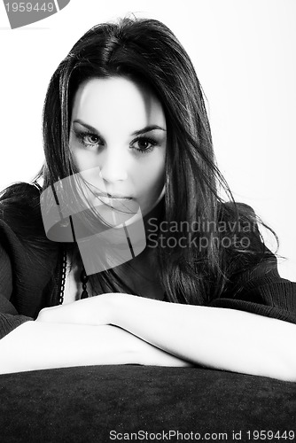 Image of brunette woman