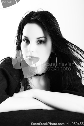 Image of brunette woman