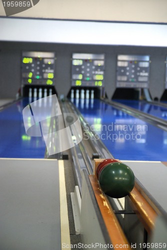 Image of A night at the bowling court