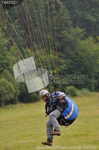 Image of paragliding sport