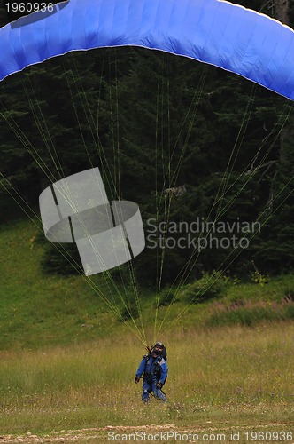 Image of paragliding sport