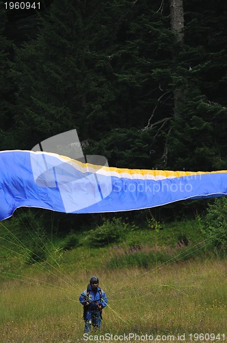 Image of paragliding sport