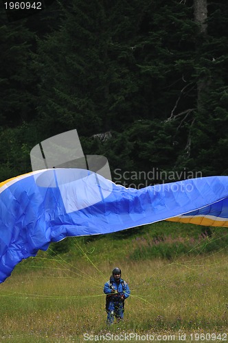 Image of paragliding sport