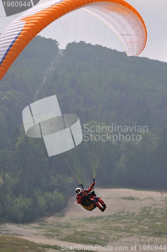 Image of paragliding sport