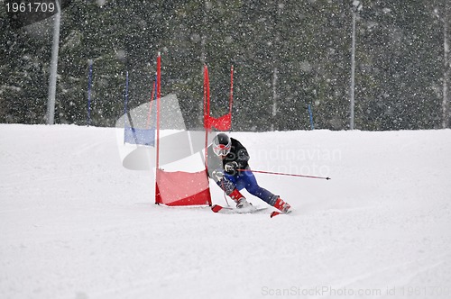 Image of ski race