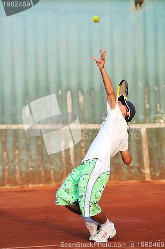 Image of tennis man