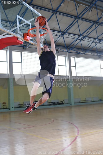 Image of basketball player