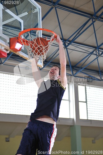 Image of basketball player