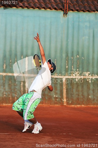 Image of tennis man