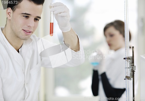 Image of students couple in lab