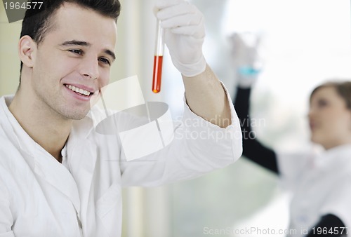 Image of students couple in lab