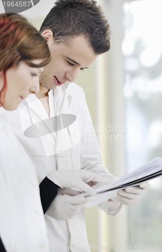 Image of students couple in lab