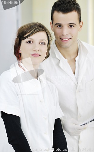 Image of students couple in lab