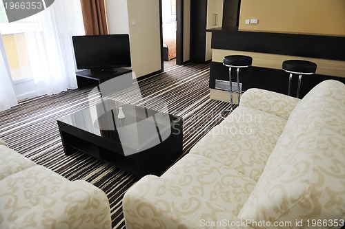 Image of hotel room 