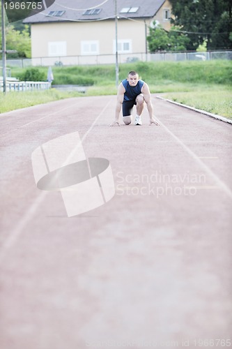 Image of young athlete on start