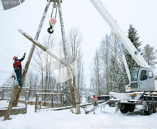 Image of Repair power lines in winter