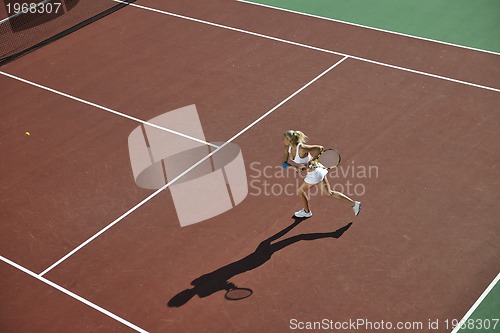 Image of young woman play tennis 