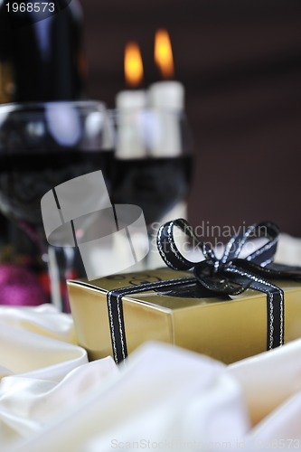 Image of wine, chocolate and praline decoration 