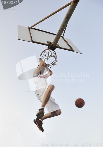 Image of basketball player