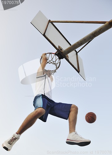 Image of basketball player