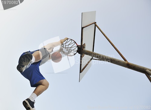 Image of basketball player