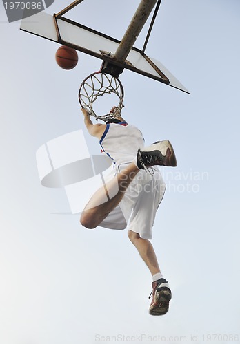 Image of basketball player