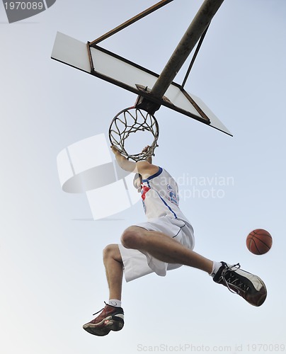 Image of basketball player