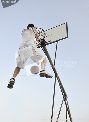 Image of basketball player